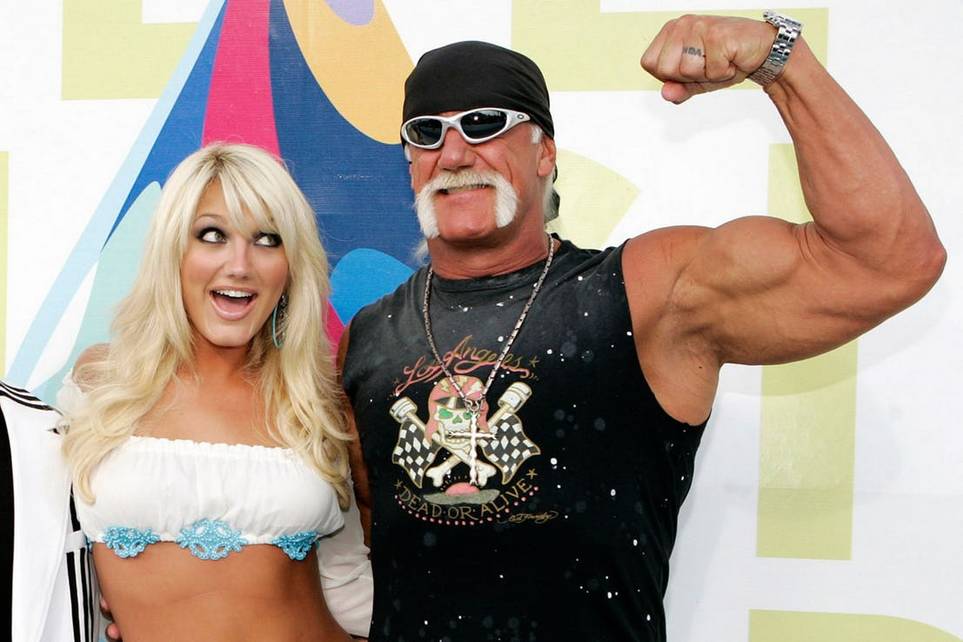 15 Pics That Show Hulk Hogan's Relationship With Daughter Brooke Is Not